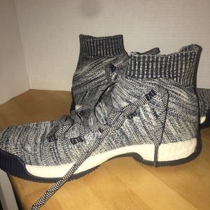 Adidas shoes men’s 11